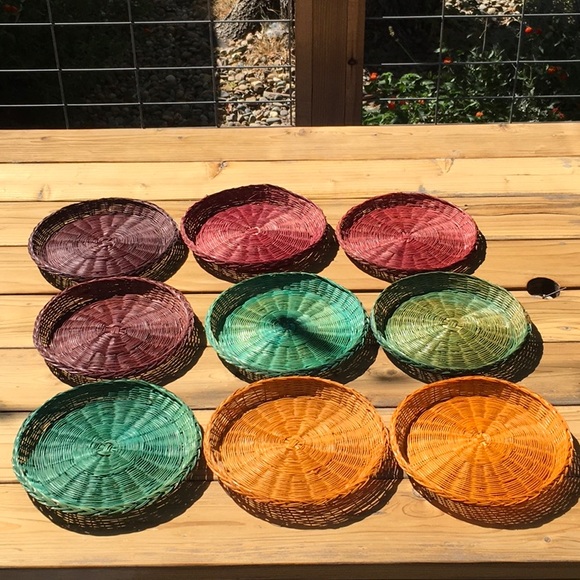 VTG Woven Wicker Plate Holders  9 in Set FALL COLOR Orange Green Red 9” Retro - Picture 1 of 8